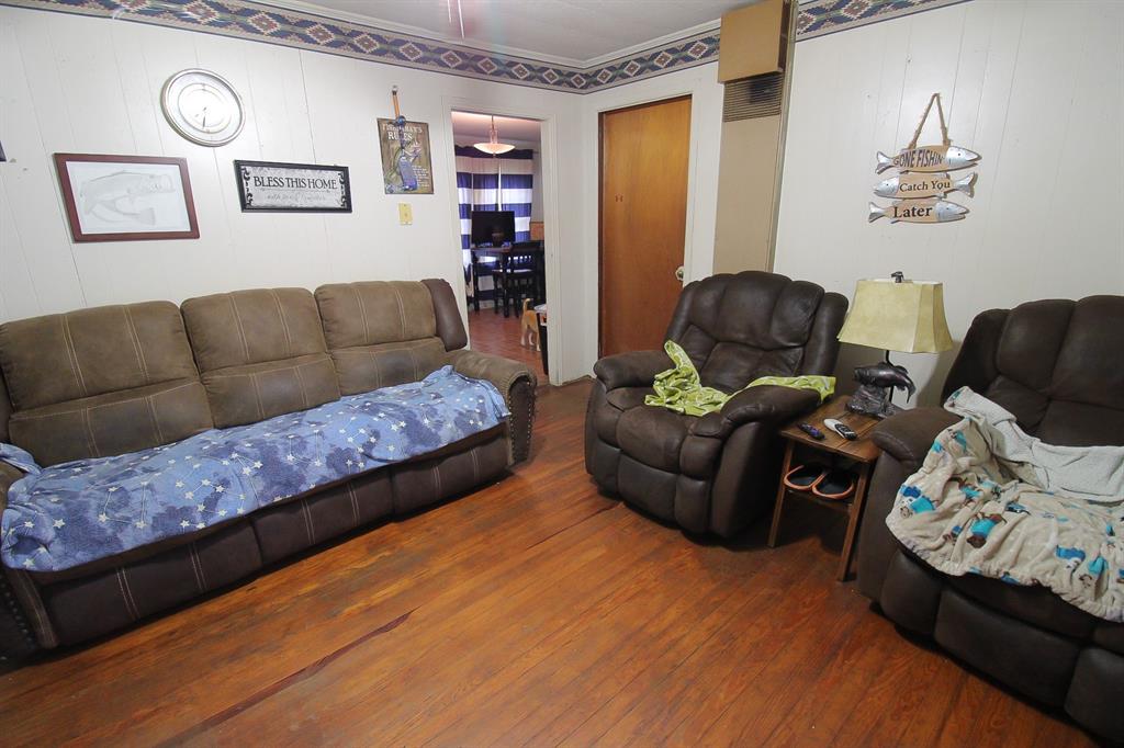 204 Roosevelt Property Photo 5