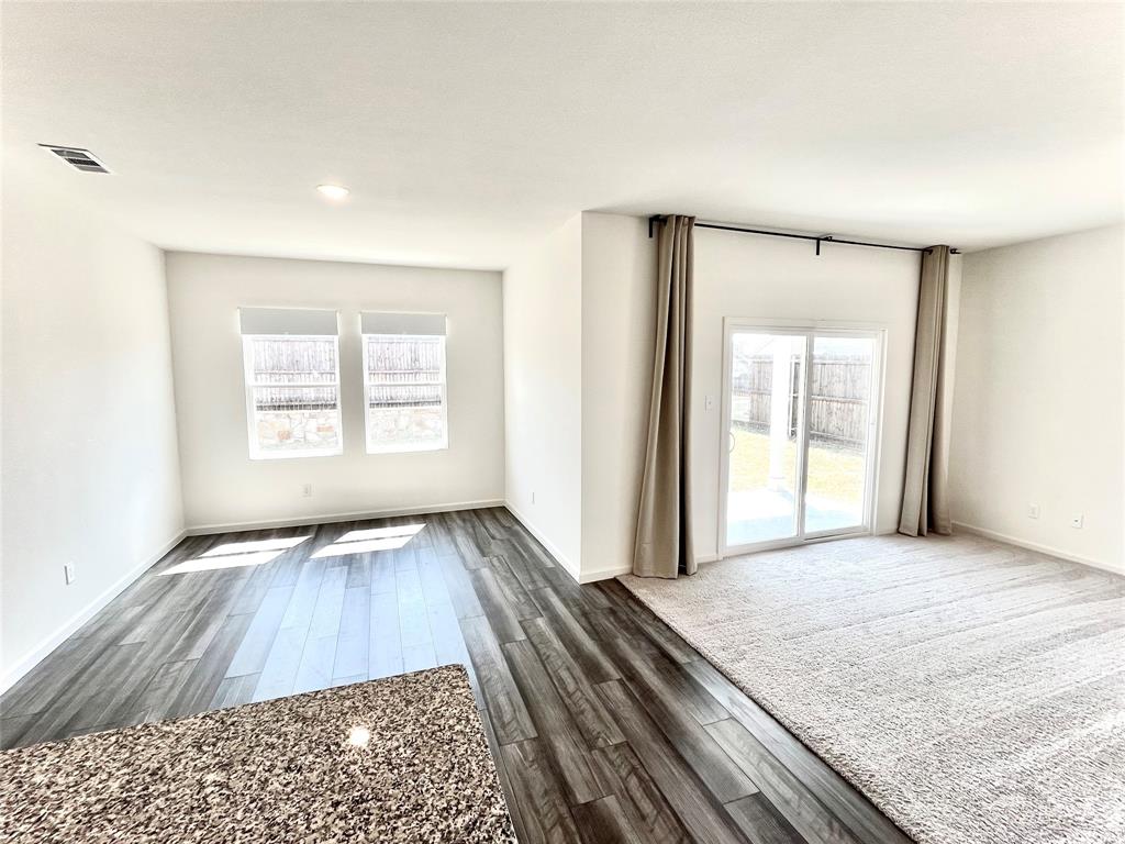 8400 Hawkview Drive Property Photo 11