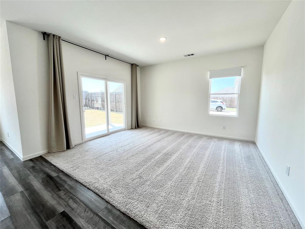 8400 Hawkview Drive Property Photo 14