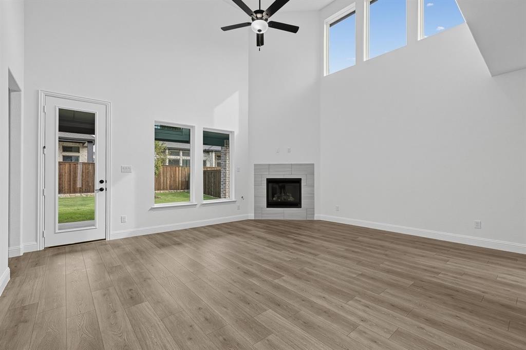 1520 Chestnut Gardens Property Photo 3