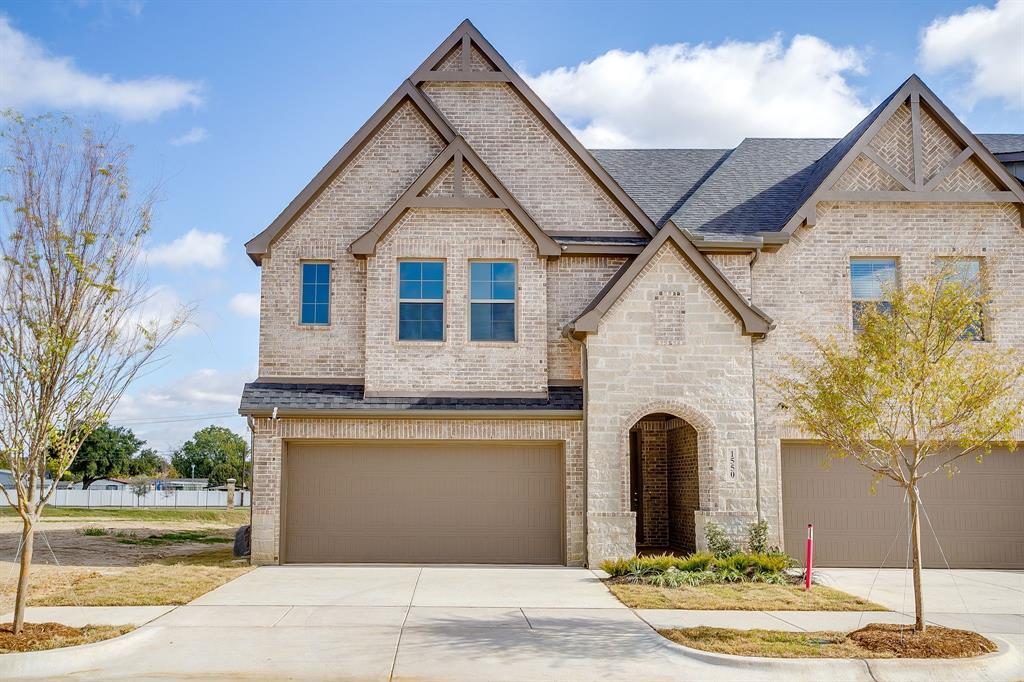 1542 Homeplace Circle Property Photo 4
