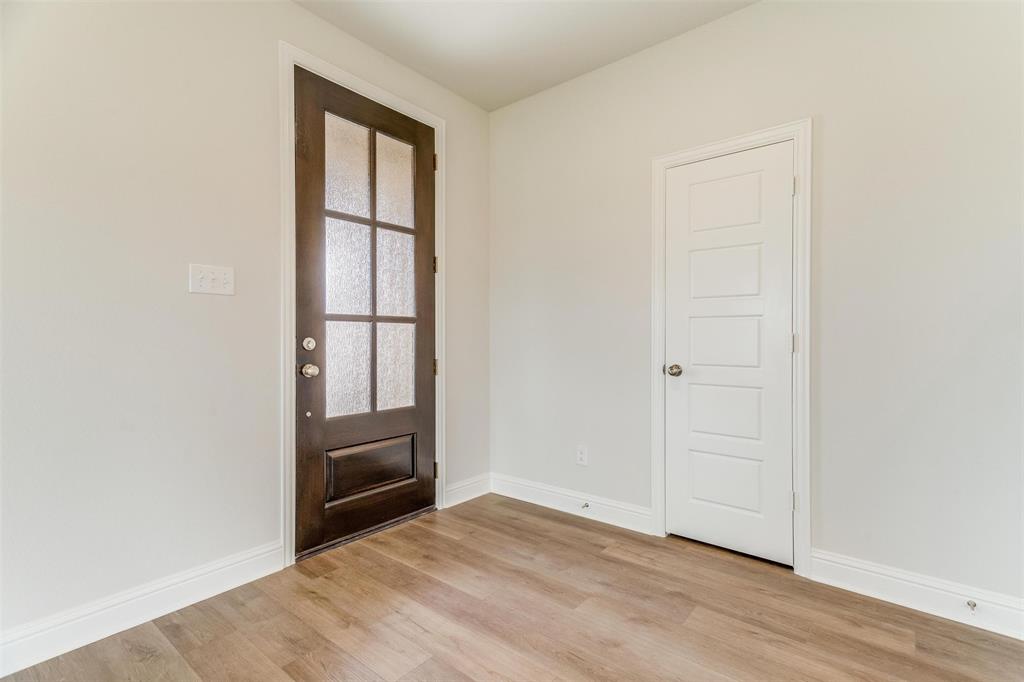 1533 Homeplace Circle Property Photo 3