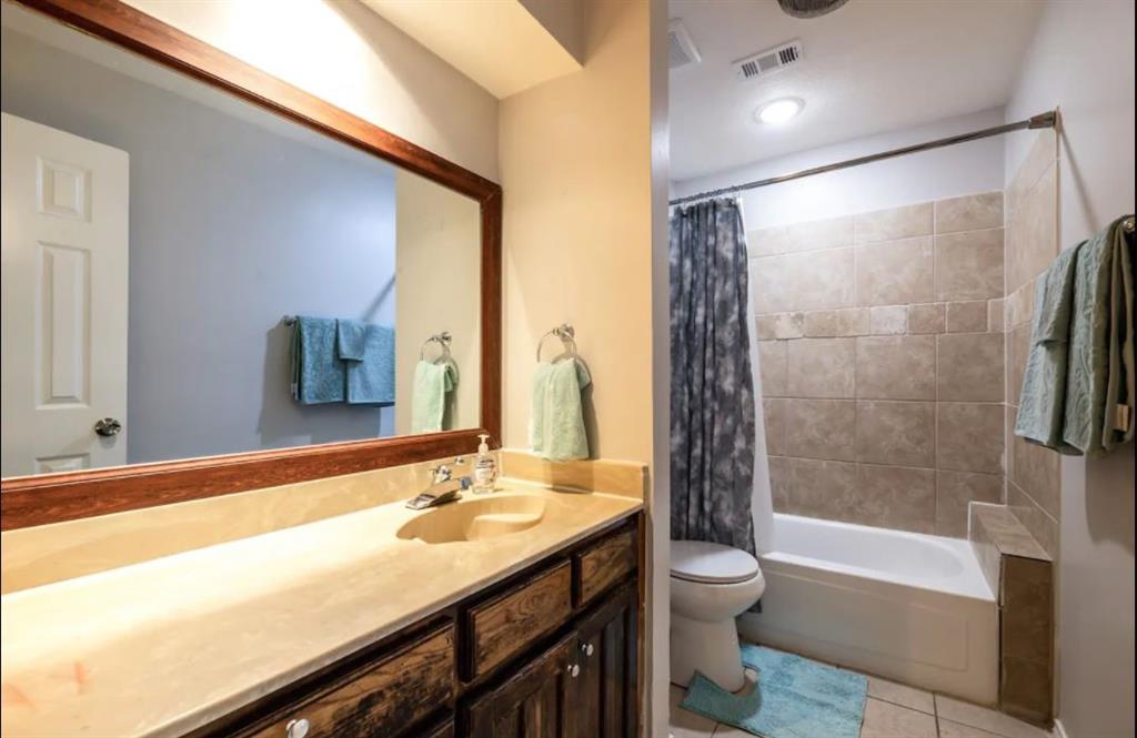 2425 Summer Place Drive Property Photo 10