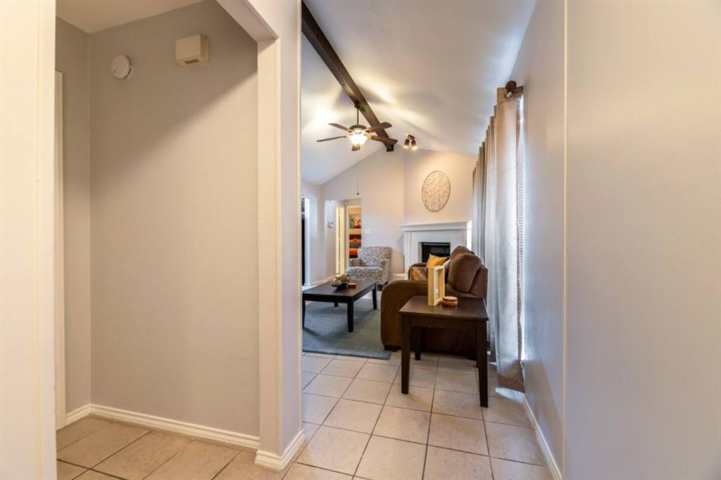 2425 Summer Place Drive Property Photo 13