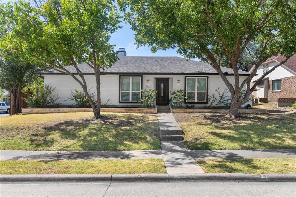 1732 Brighton Drive Property Photo 1