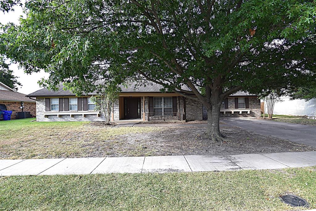 719 Bowie Street Property Photo 1