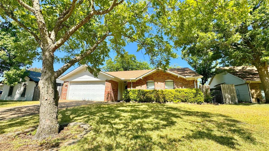 1809 Westgate Drive Property Photo 3