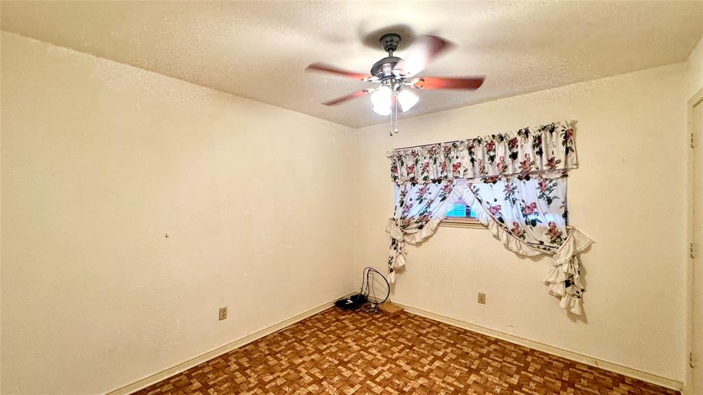 1809 Westgate Drive Property Photo 9
