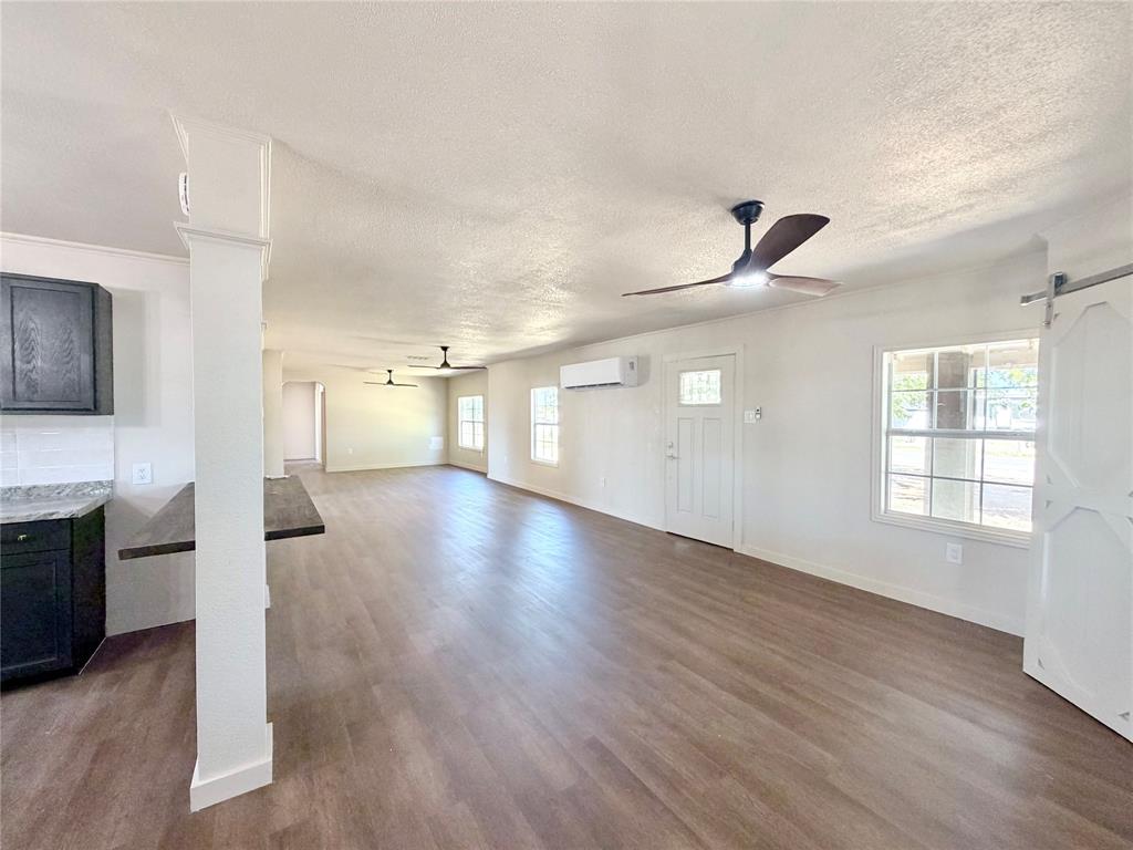 1220 Avenue G Property Photo 12
