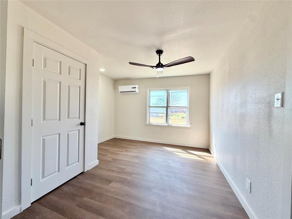 1220 Avenue G Property Photo 21