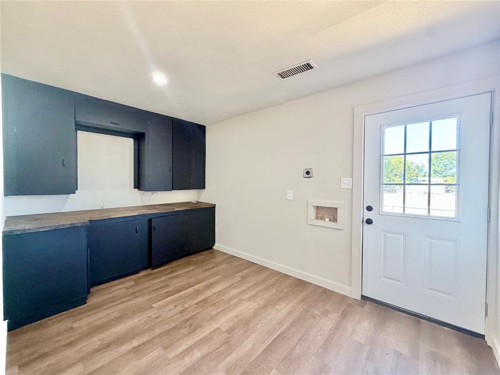 1220 Avenue G Property Photo 28