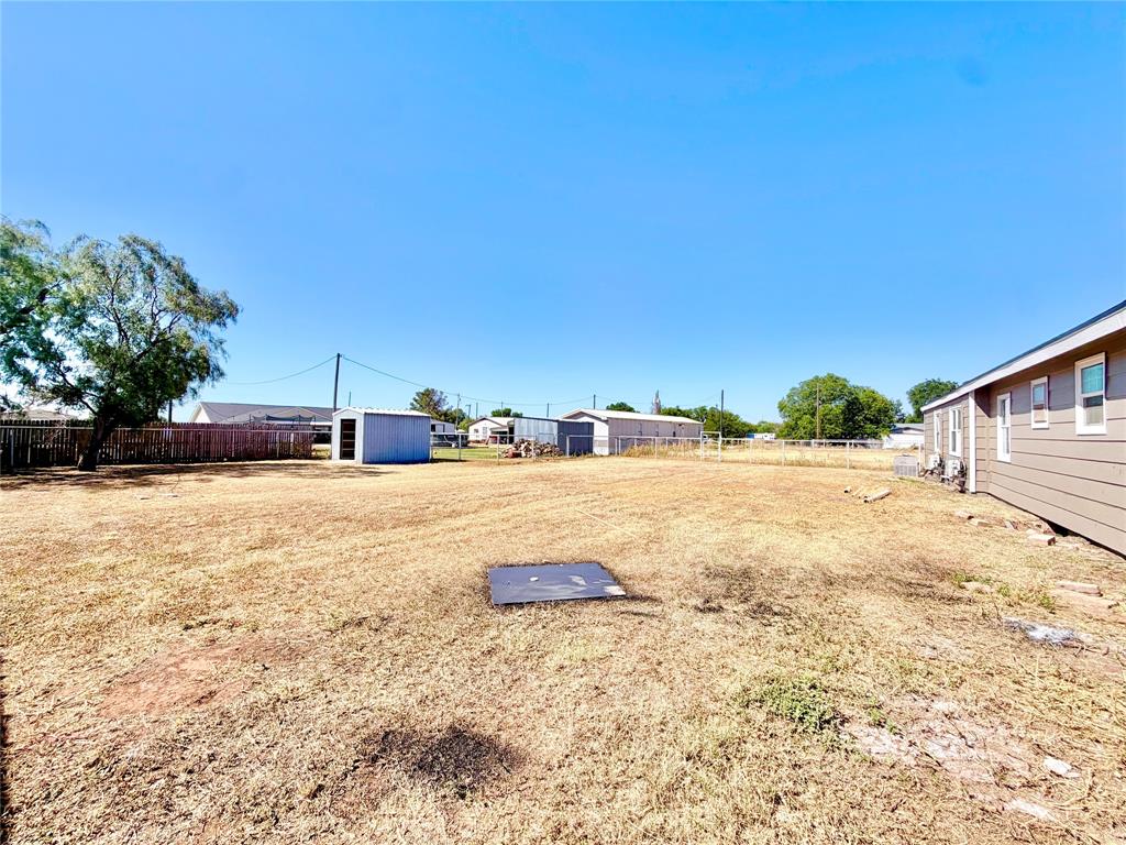 1220 Avenue G Property Photo 32