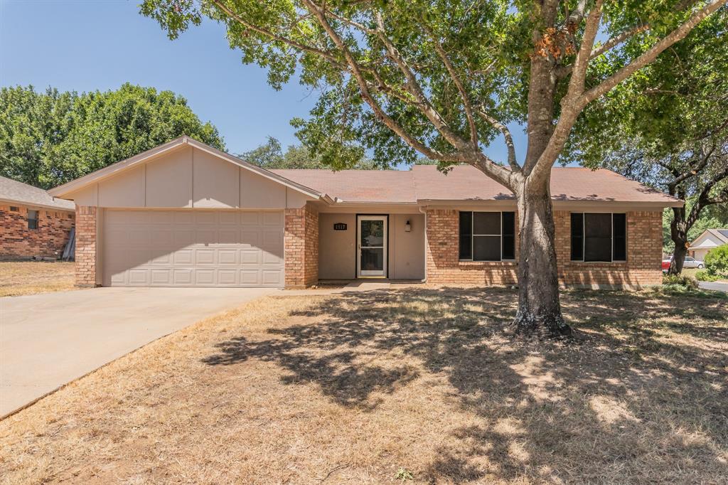 1517 Raintree Lane Property Photo 1