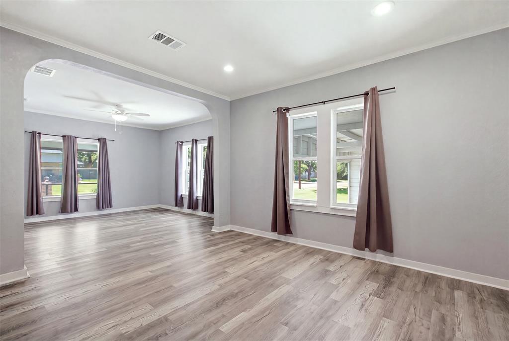 1812 Oneal Street Property Photo 5
