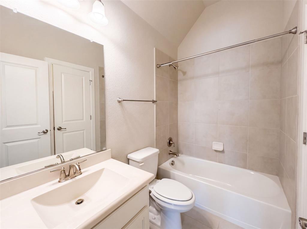 965 Touchstone Road Property Photo 6