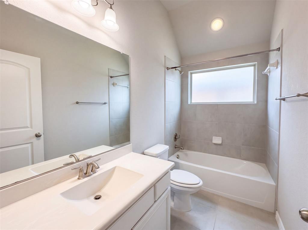 965 Touchstone Road Property Photo 13