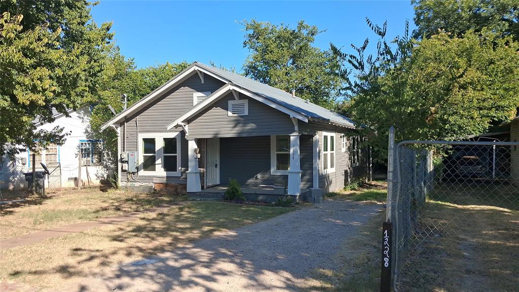 1224 Frost Avenue Property Photo 1