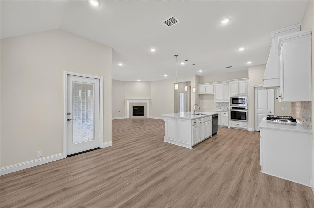 8904 Wichita Lane Property Photo 18