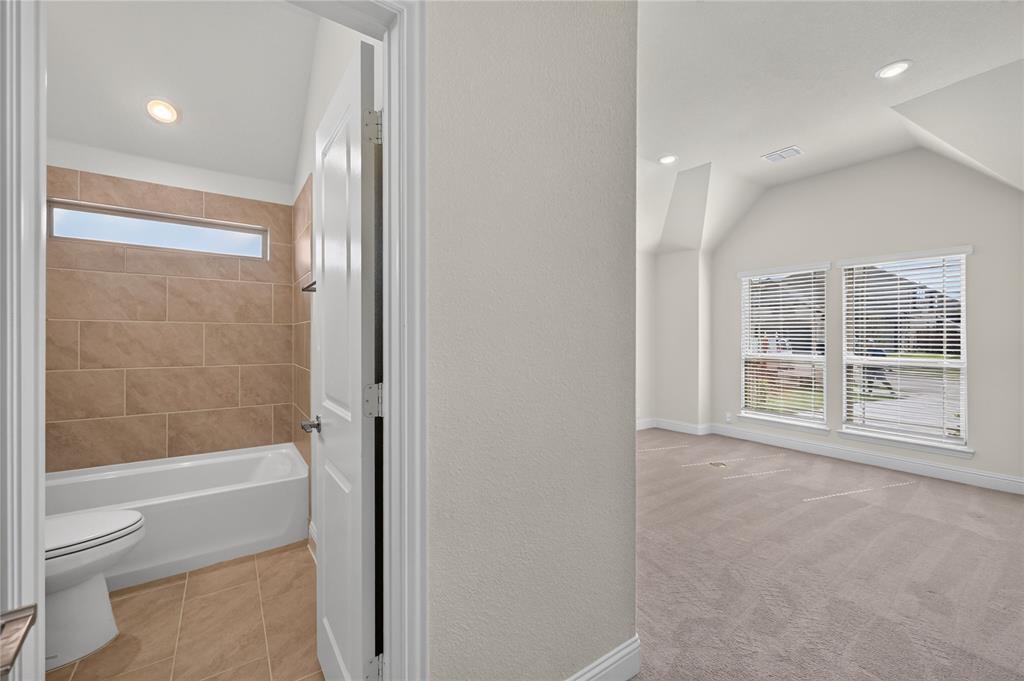 8904 Wichita Lane Property Photo 19