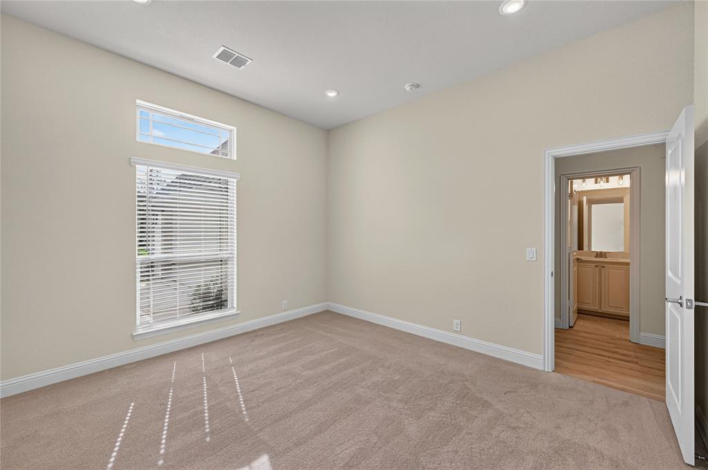 8904 Wichita Lane Property Photo 32