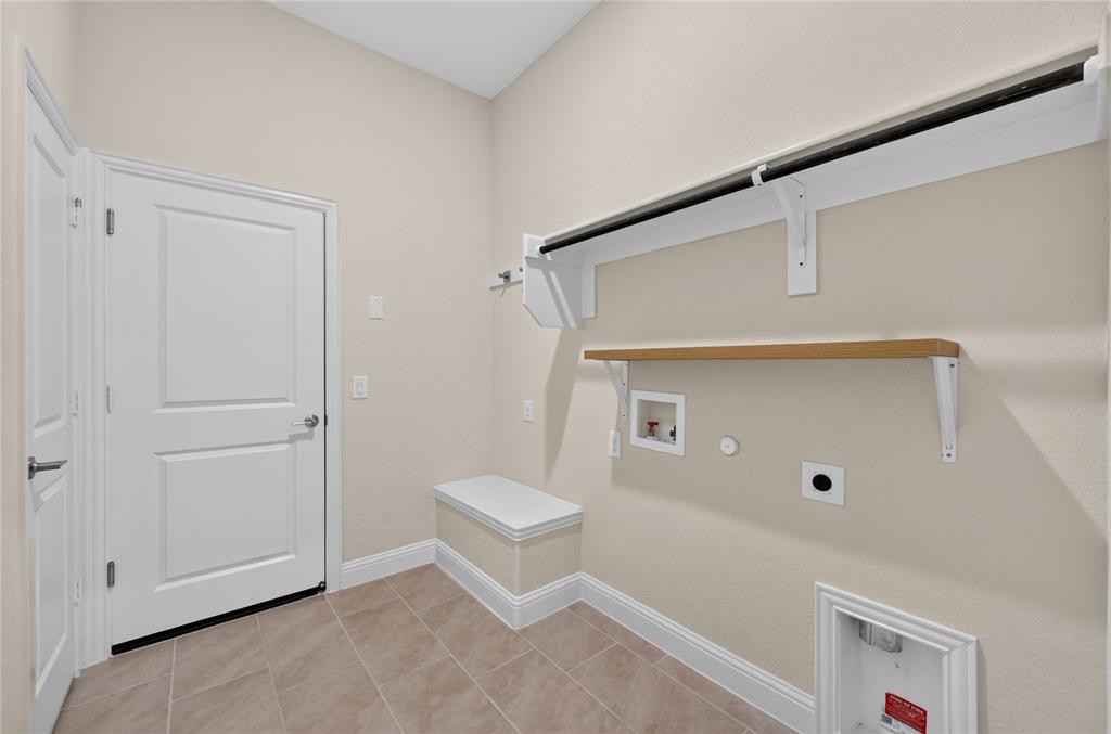 8904 Wichita Lane Property Photo 35