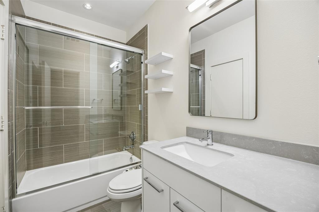 4025 Lemmon Tree Place Property Photo 9