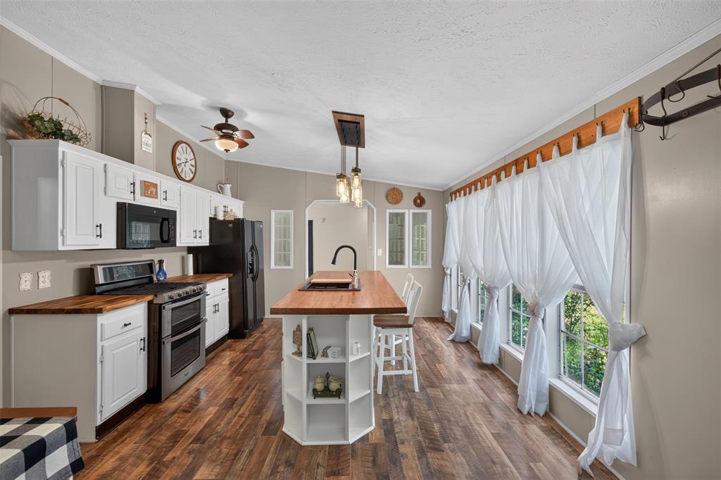 332 Pease Property Photo 12