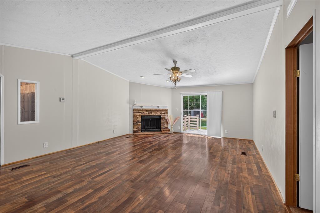 332 Pease Property Photo 17