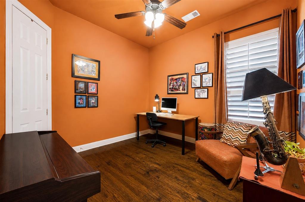 8104 Paisley Property Photo 21