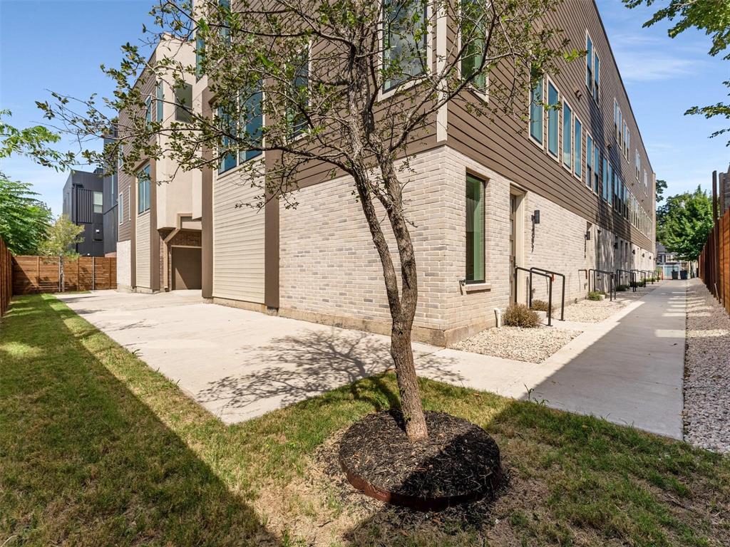 2015 N Prairie Avenue 203 Property Photo 32
