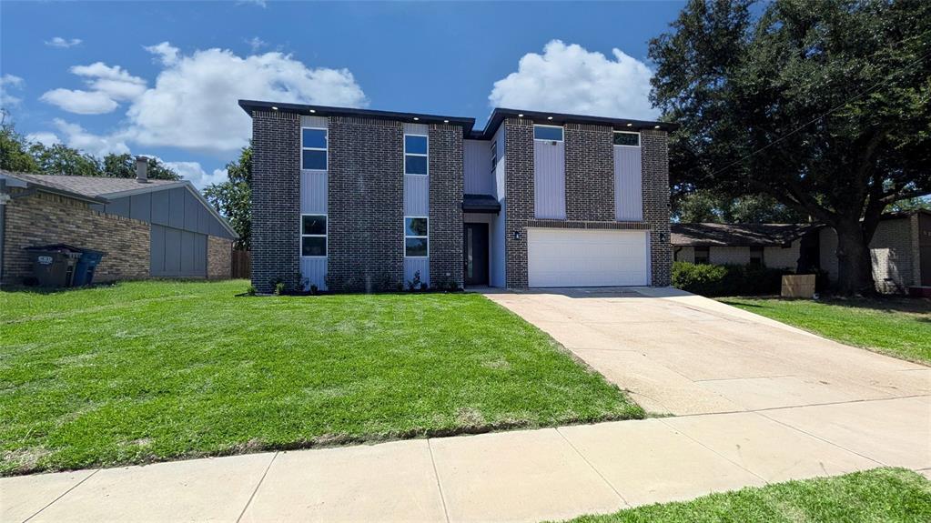 524 Windsor Drive Property Photo 1