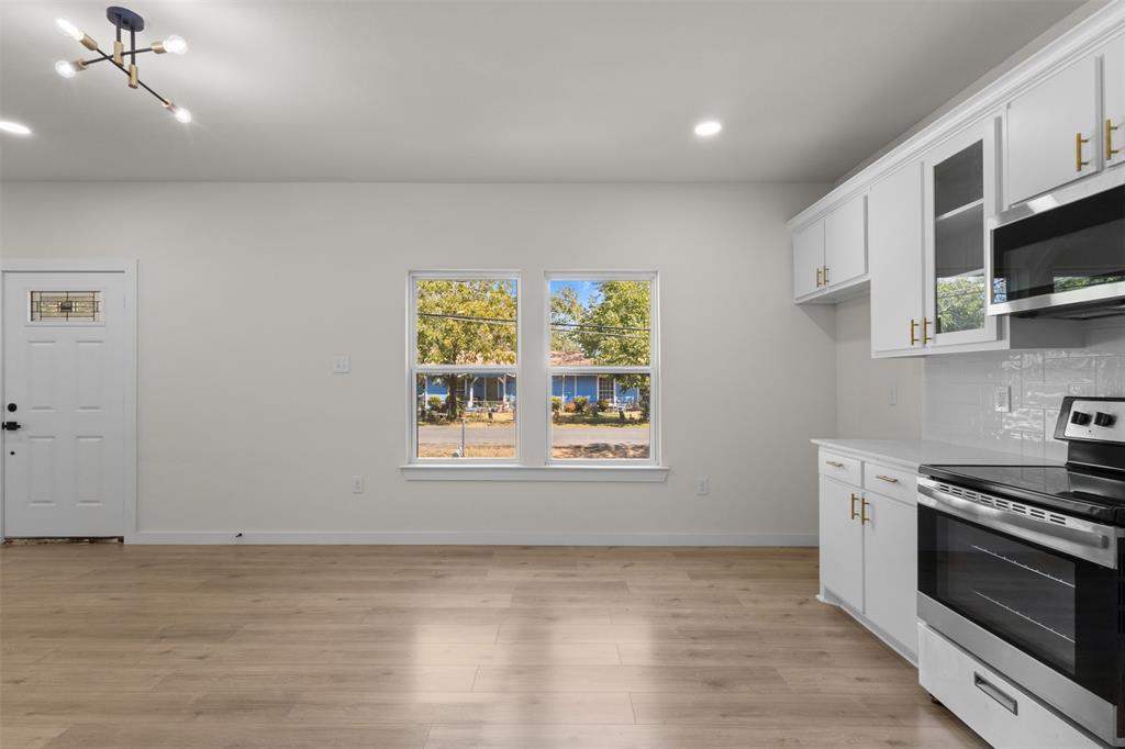 333 Levant Avenue Property Photo 12