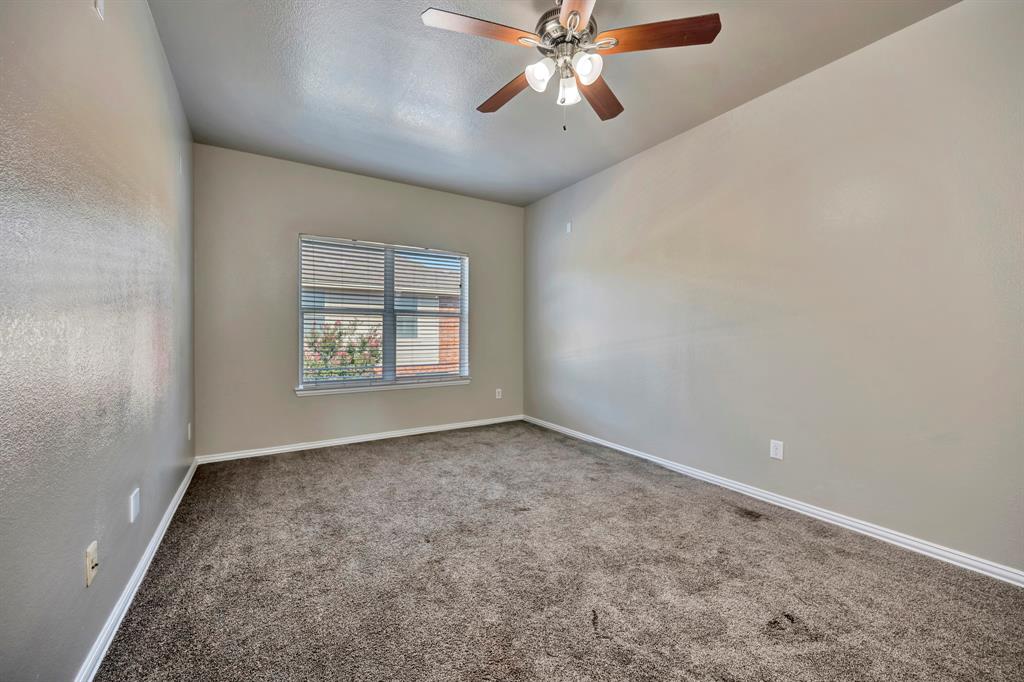 844 Sequoia Way Property Photo 33