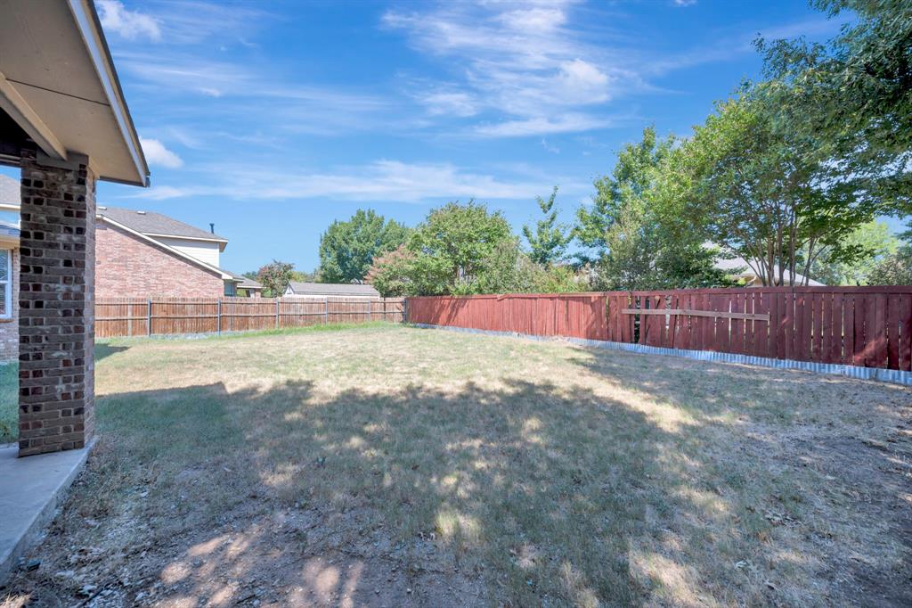 844 Sequoia Way Property Photo 38