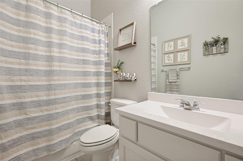 917 Meadows Drive Property Photo 18