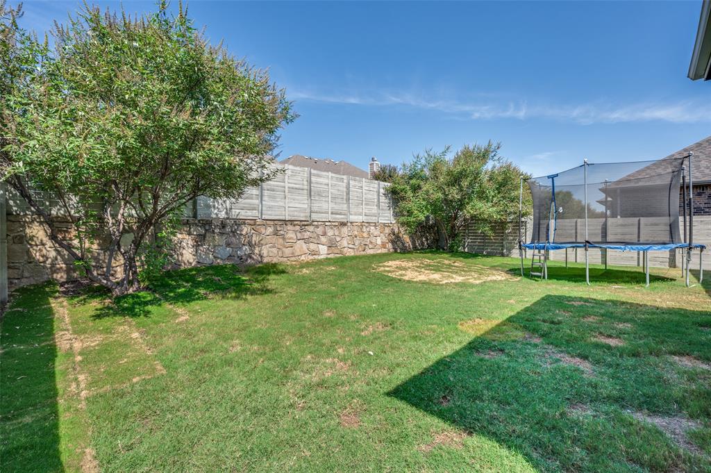 917 Meadows Drive Property Photo 25