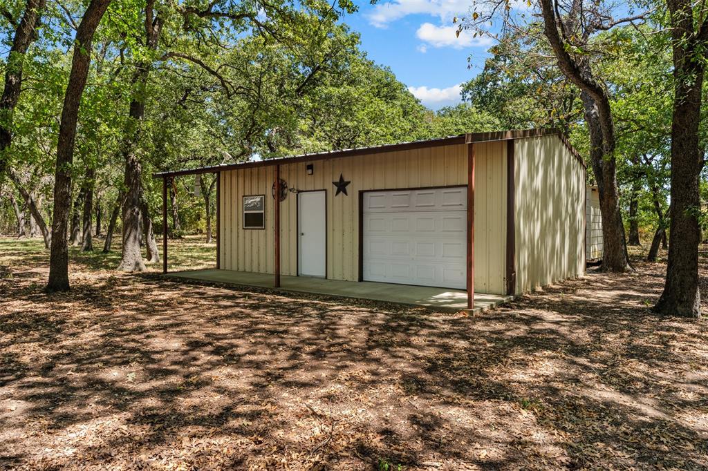 342 Oak Drive Property Photo 2