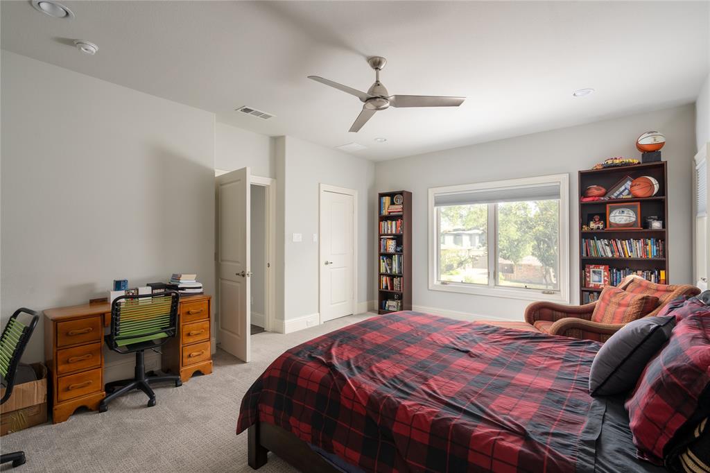 5517 Charlestown Drive Property Photo 11