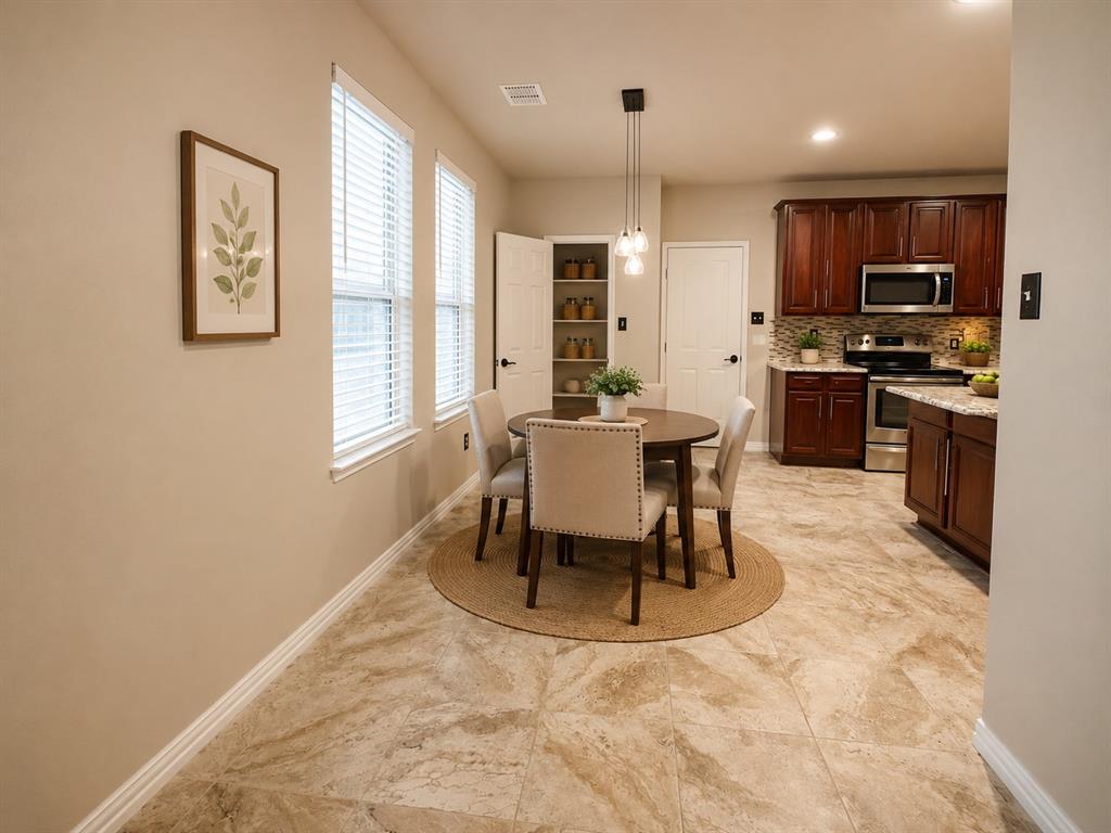 1114 Hidden Creek Drive Property Photo 22