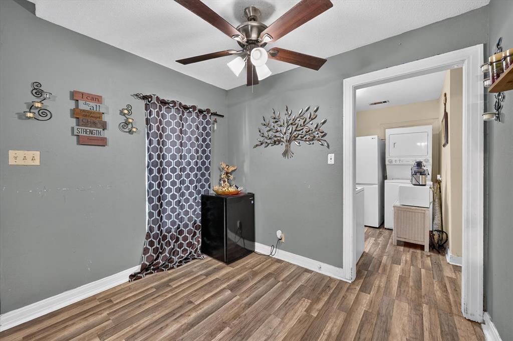 3628 Hampshire Boulevard Property Photo 12