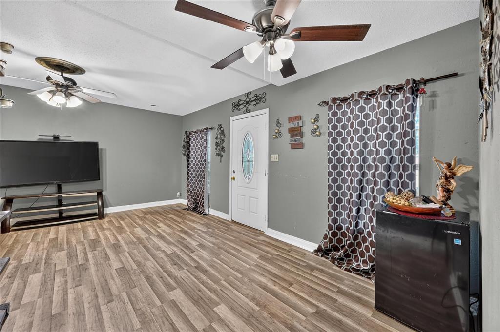 3628 Hampshire Boulevard Property Photo 14