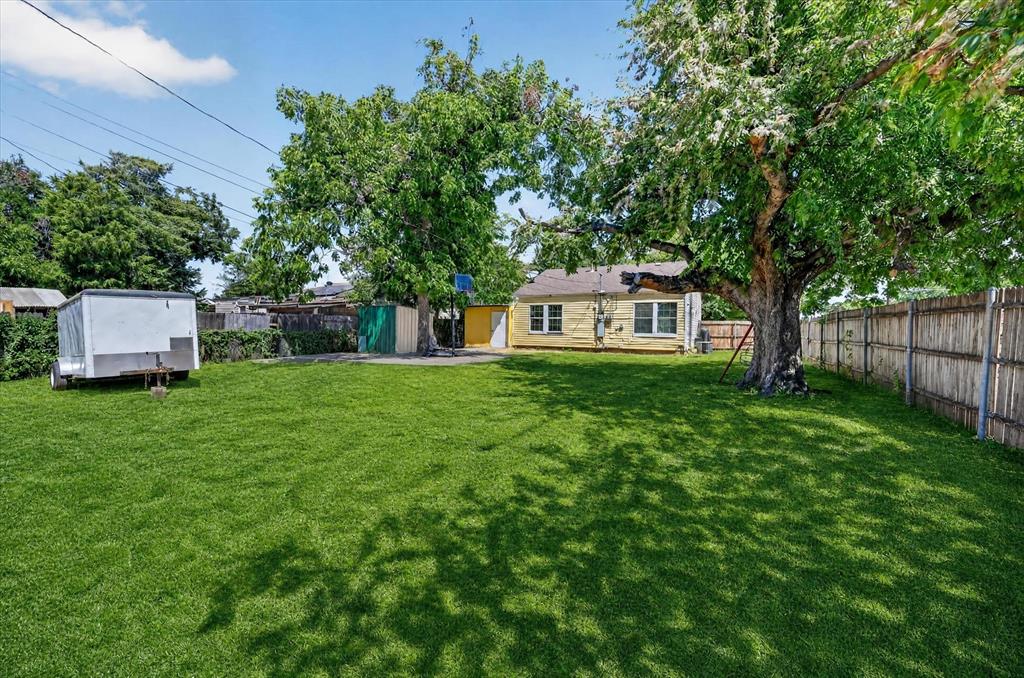 3628 Hampshire Boulevard Property Photo 15