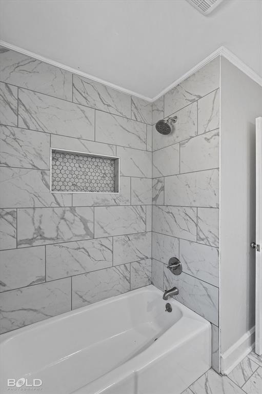 2107 Surrey Lane Property Photo 27