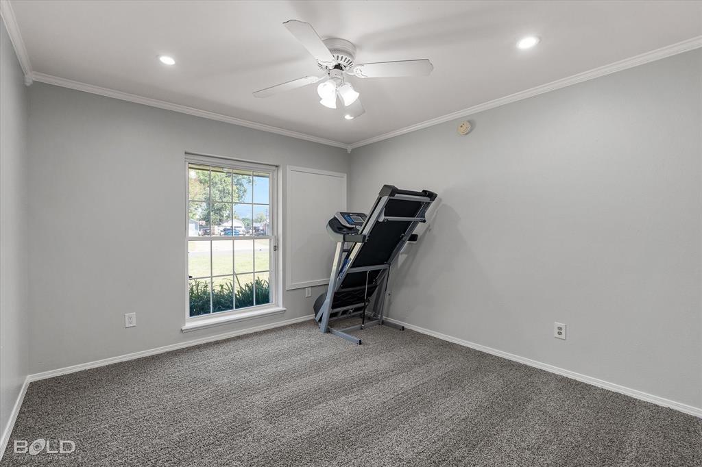 2107 Surrey Lane Property Photo 29