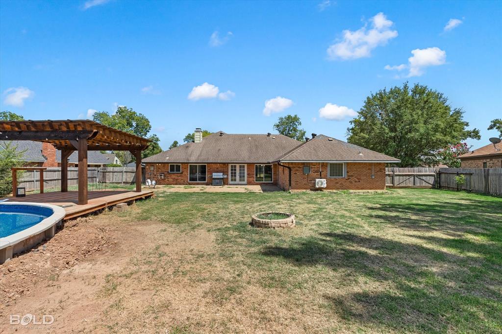 2107 Surrey Lane Property Photo 35