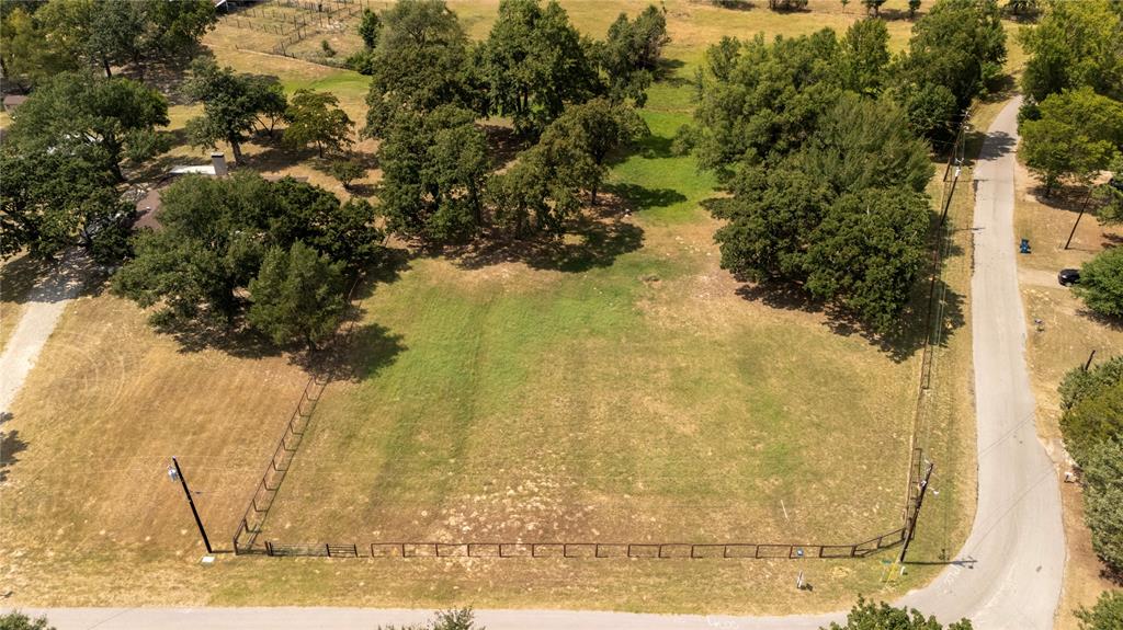 2301 Lakefront Shores Drive Property Photo 16