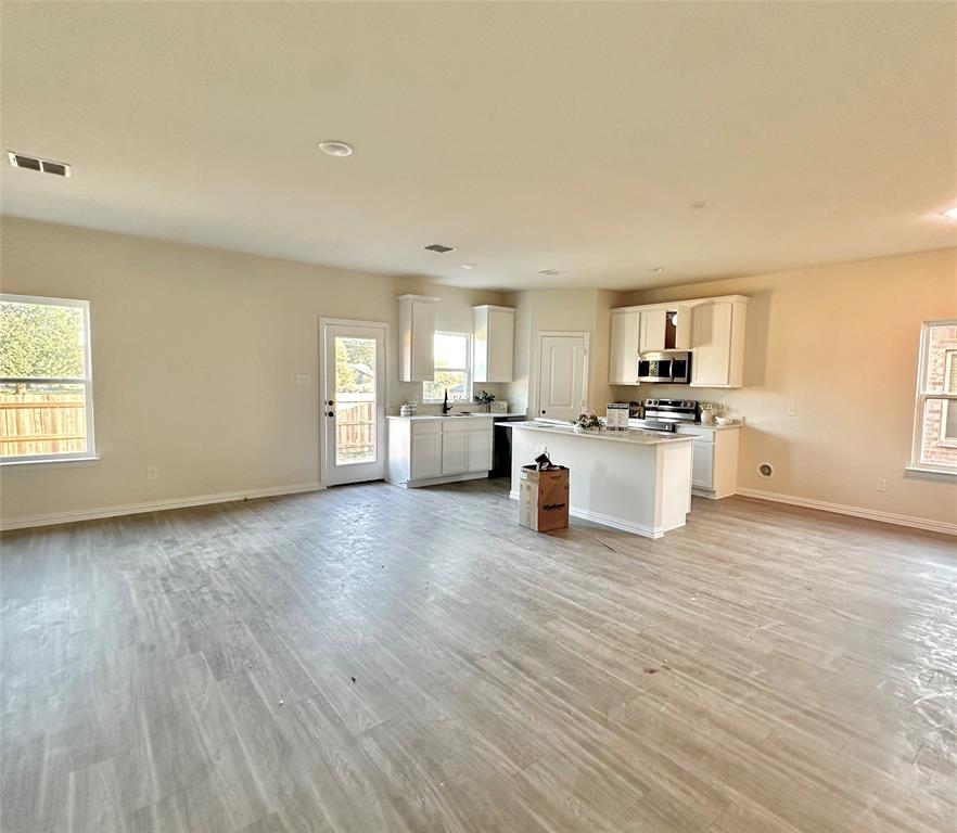 11408 Themis Court Property Photo 4