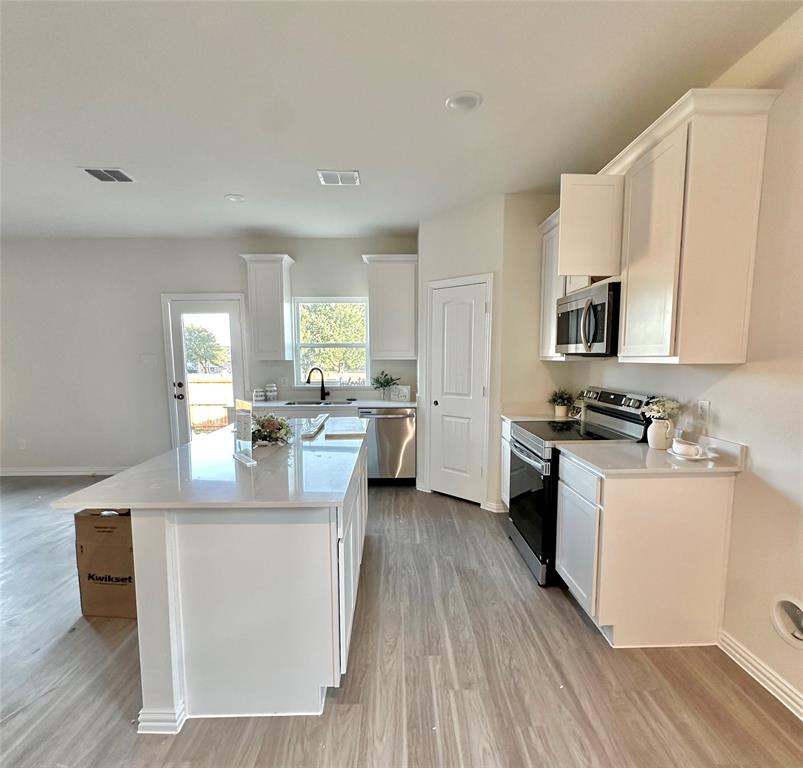 11408 Themis Court Property Photo 5