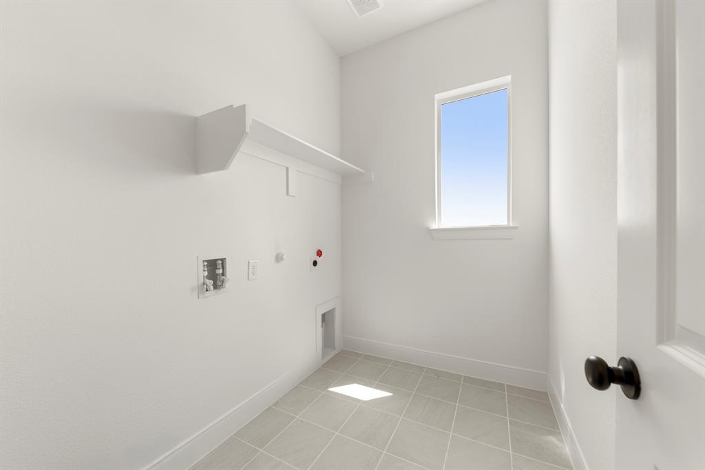 5116 Clotho Road Property Photo 7