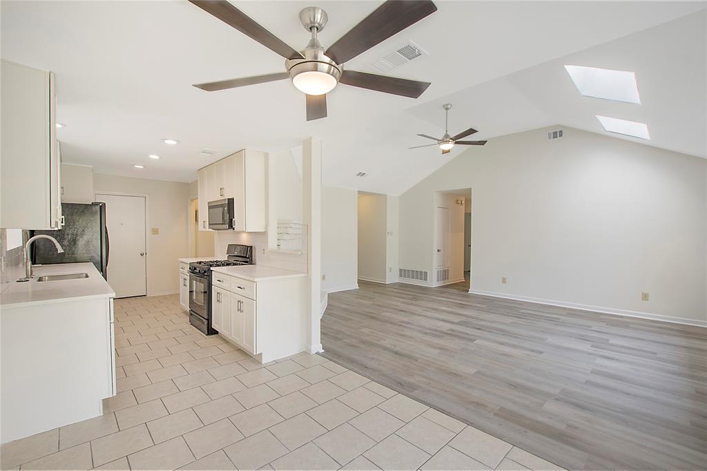 7613 Bob White Drive Property Photo 12